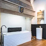 Fire, Appartement Vue Cathedrale